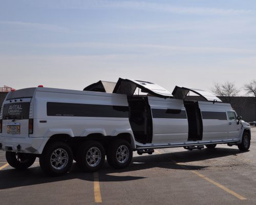 30 PASS. HUMMER H2 TRIPLE AXLE-02-min